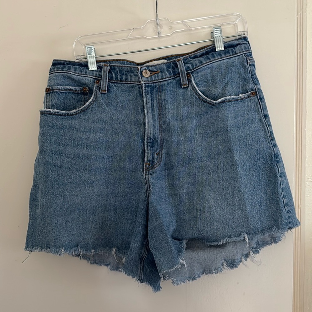 Abercrombie Curve Love The Dad High Rise Denim Short